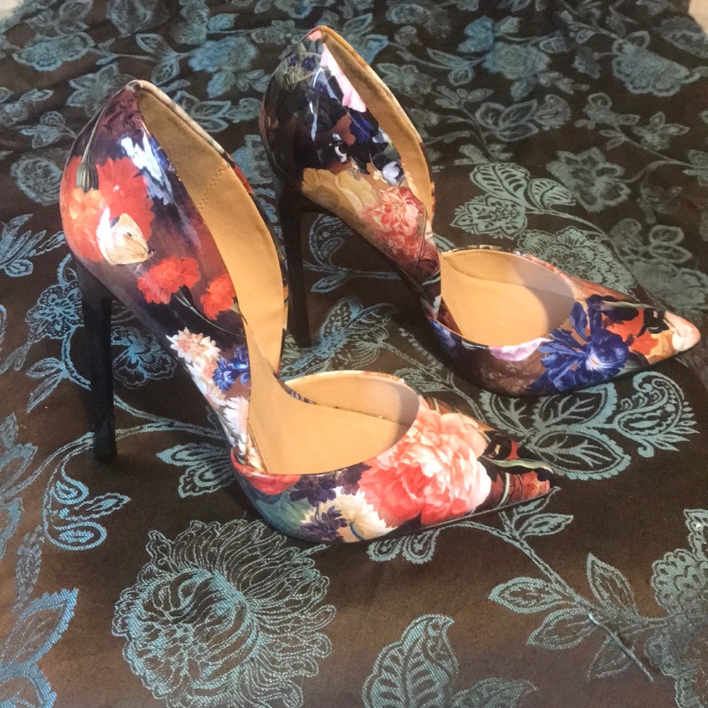 Floral Stiletto pointed toe